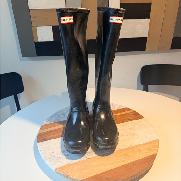 Hunter Women's Classic Black Rain Boots - Picture 4 of 8